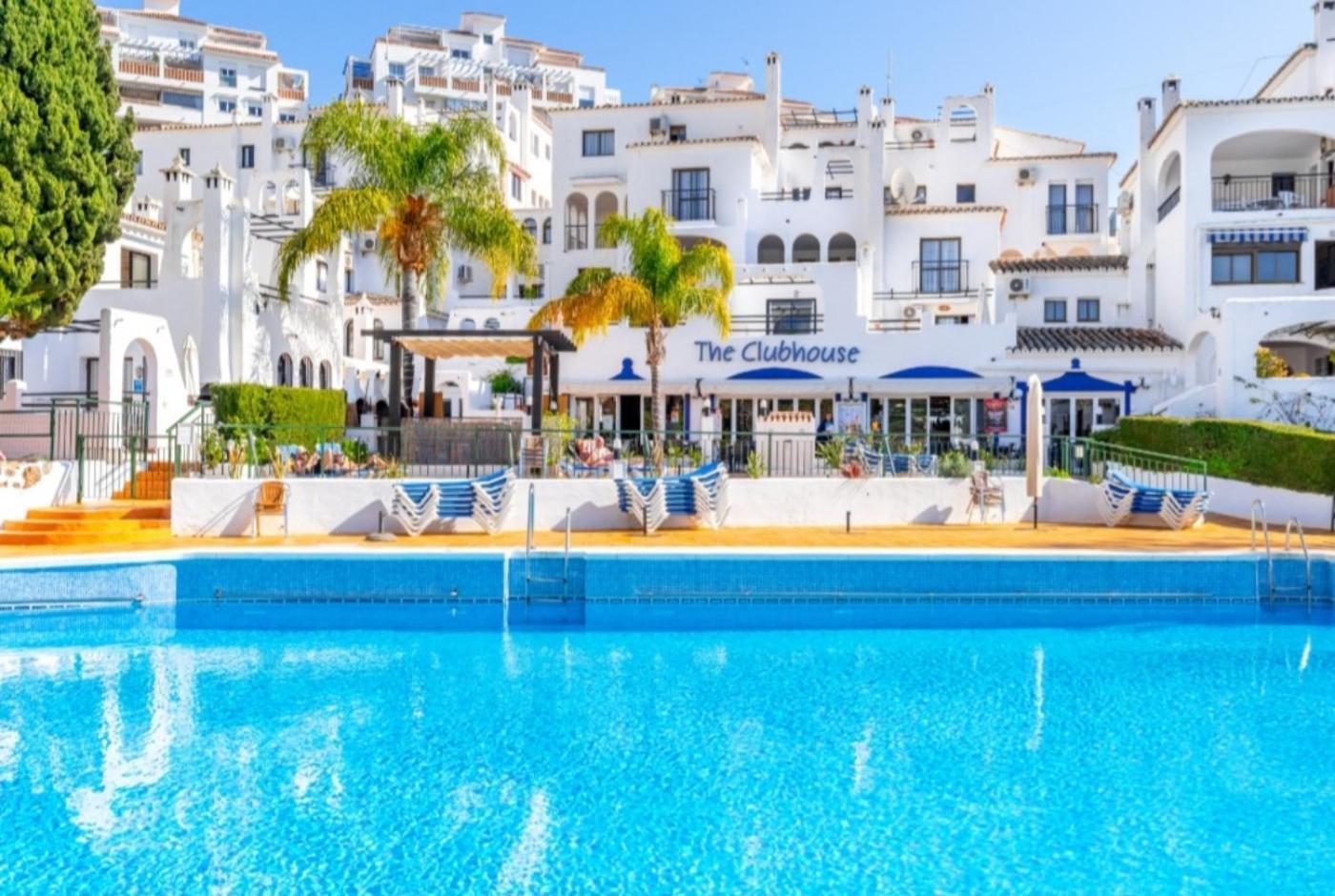 Estudio Pasodoble. Pueblo Evita Benalmádena Exteriér fotografie