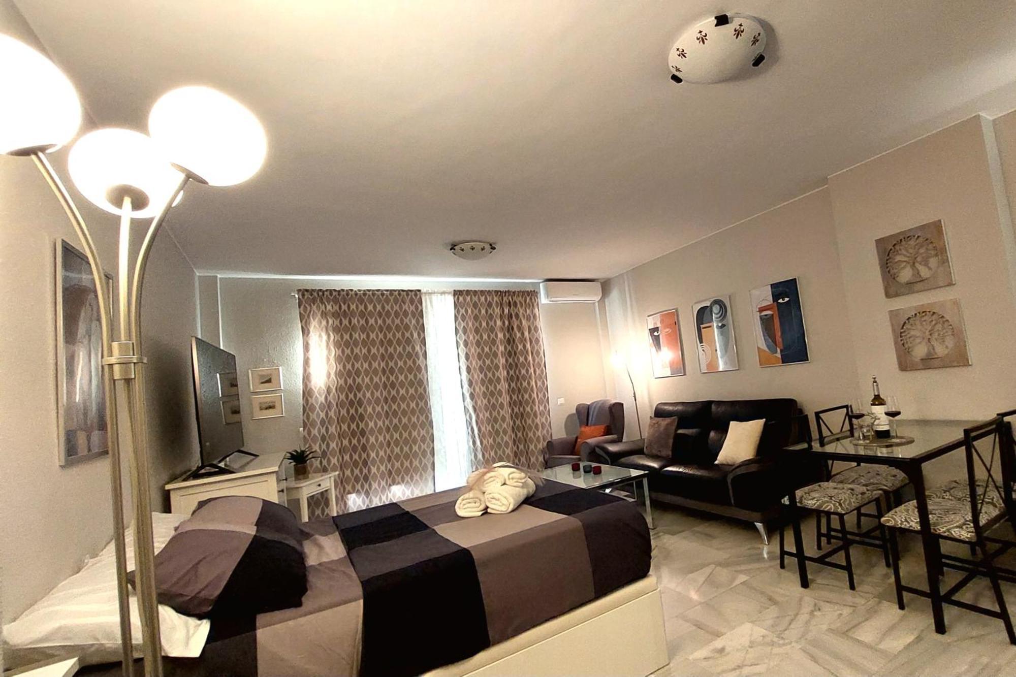 Estudio Pasodoble. Pueblo Evita Benalmádena Exteriér fotografie